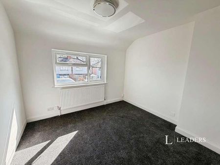 Gwencole Crescent, Leicester, Leicestershire, LE3 - Photo 3
