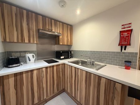 Venn Street, Huddersfield - Photo 3