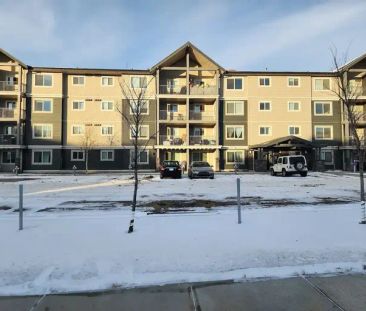 Top floor Corner Unit 2 bedroom apartment | 3417 - 181 Skyview Ranc... - Photo 1