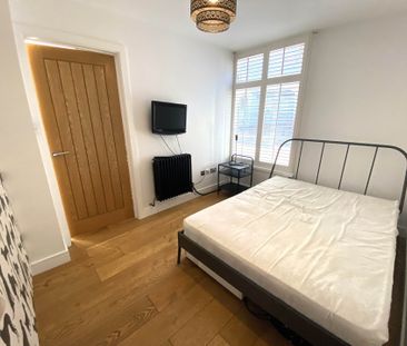 Bexley Street, Whitstable - Photo 2