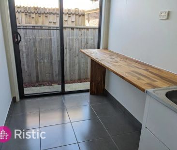 21 Sackville Street, Mernda VIC 3754 - Photo 6