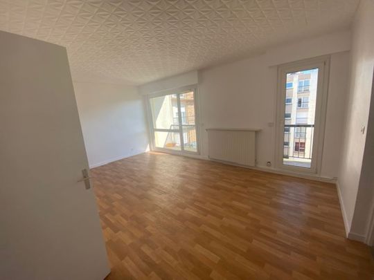 Apartment - Photo 1