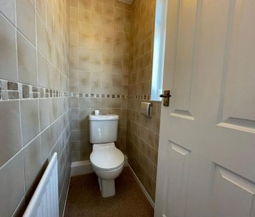 3 bedroom semi-detached house to rent - Photo 6