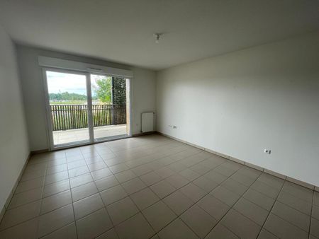 ESCALQUENS / Location Appartement 2 Pièces 42 m² - Photo 2