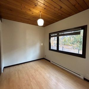 Maison lumineuse, vue partielle fleuve - Photo 2