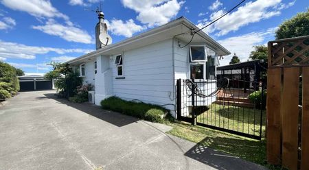 Park Road South, Akina - Photo 2