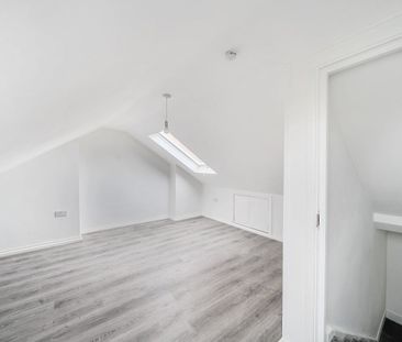 5 bedroom semi-detached house to rent - Photo 3