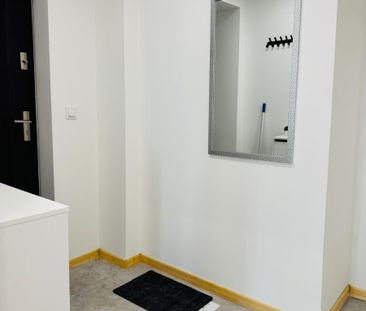 DWUPOKOJOWE mieszkanie tuż po generalnym remoncie - Zdjęcie 2