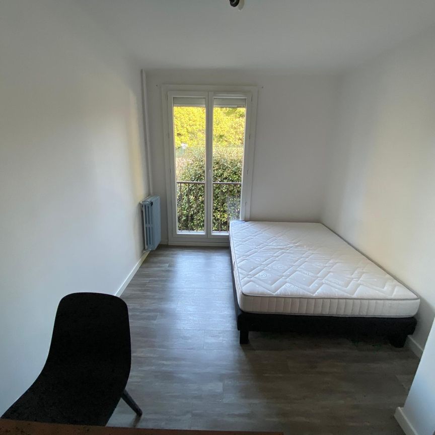 AIX EN PROVENCE, à louer en meublé, à 10 minutes du centre à pieds, appartement 3 pièces. - Photo 1