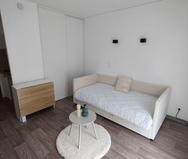 Location Appartement 1 pièce 18m² FRANQUEVILLE ST PIERRE 76520 - Photo 1