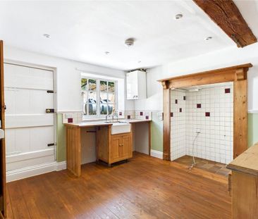 4 bedroom semi-detached house to rent - Photo 4