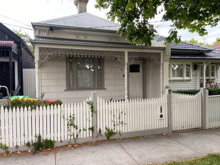 RENOVATED THREE BEDROOM HOUSE IN PERFECT LOCATION! - Photo 3