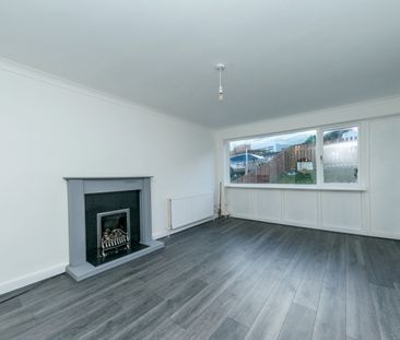 RBAOD LANE CLOSE BRAMLEY LEEDS LS13 2UD - Photo 3