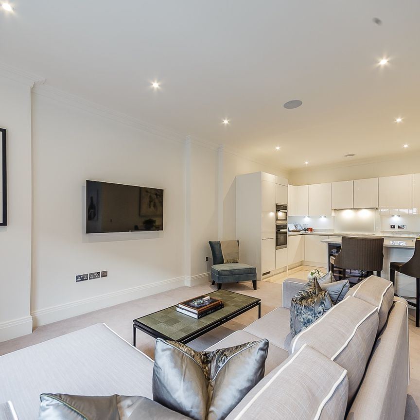 2 Bed Flat, Rainville Road, W6 - Photo 1