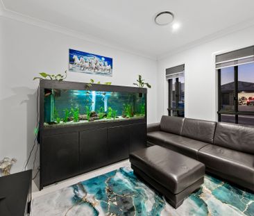 Stunning Double Storey, Four Bedroom Home in Gregory Hills - Photo 6