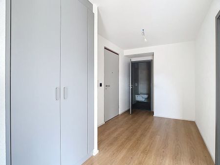 Appartement avec encadrement 2.5 pièces avec balcon - Photo 2