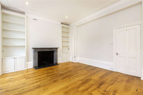 Beautifully appointed two bedroom apartment with a large private garden. - Photo 1