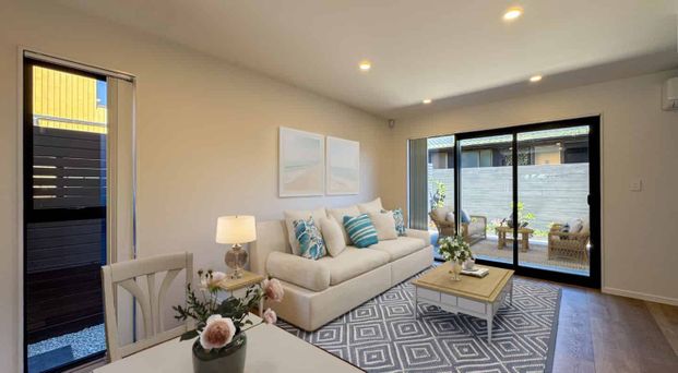 Brand new beatuiful two bedroom, two bathroom home. - Photo 1