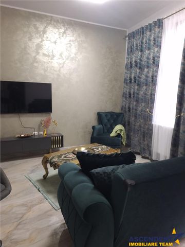 Lux ury Class, Apartament doua camere, Centrul Istoric, Brasov - Photo 3