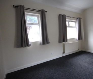 36 Central Avenue, Bangor, BT20 3AW - Photo 1