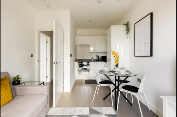 1 bedroom apartment to rent - Photo 1