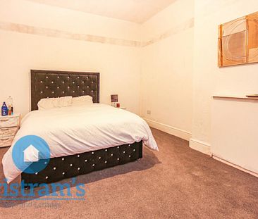 2 bed Apartment for Rent - Photo 4