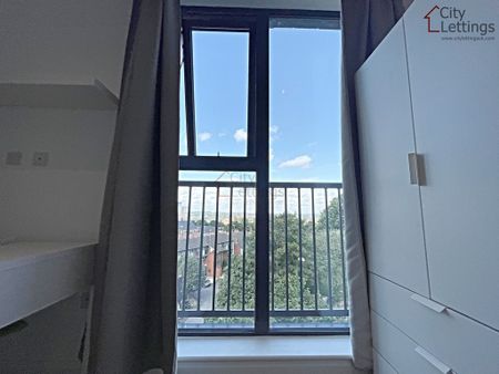 1 Bedroom Studio - Photo 3