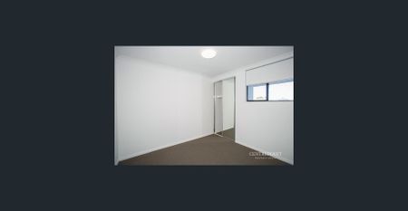 NEWLY PAINTED Modern 2 Bedroom, 2 Bathroom Apartment with Large Balcony! - Photo 3