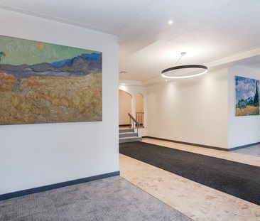 2400 Van Horne Street - Photo 6