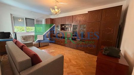 3 camere, centrala proprie, 2 bai, et. 2, bloc anvelopat. Disponibil imediat - Fotografie 2