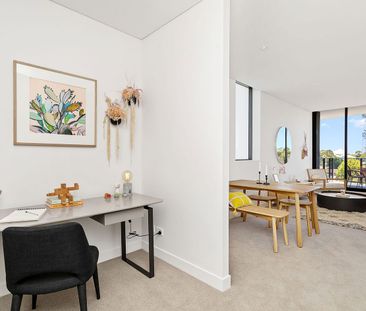 Low maintenance luxury in Claremont - Photo 4