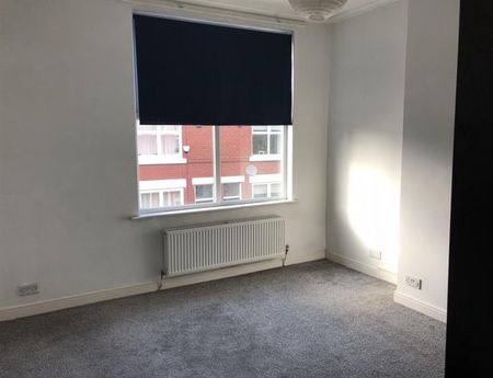 2 Bedroom Terraced To Let - Photo 3