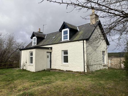 2 bedroom detached cottage overlooking river Dulnain. - Photo 3