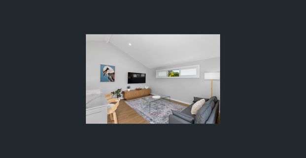 Brand New Hamptons Fully Furnished Villa - Photo 1