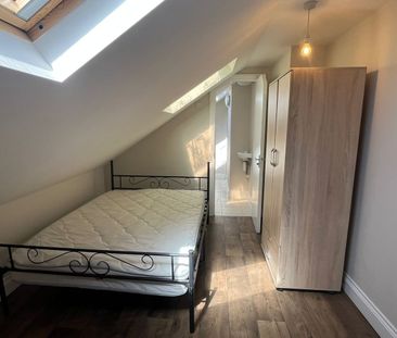 Studio Flat, Farningham Road, N17 - Photo 1