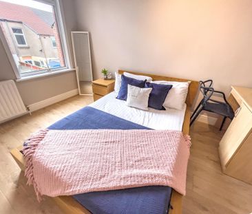 3 bedroom terraced house to rent - Photo 6