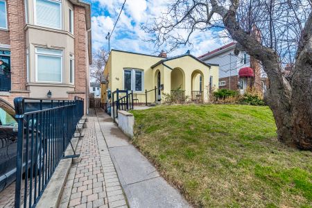 For Lease - 49 Stanhope Avenue Unit# Lower, Toronto, Ontario - Photo 4