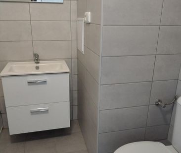 Pronájem bytu 1+kk 27 m² - Fotografie 4