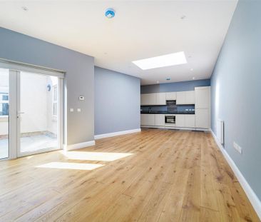 2 bedroom detached bungalow to rent - Photo 3