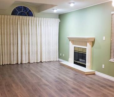 $3,000 / 3br – 1331ft2 – Conveniently located 3-bedroom UPPER-level... - Photo 1