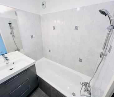 Location Appartement 2 pièces 55m² MACON 71000 - Photo 5