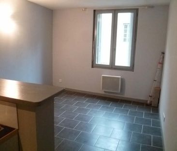 Location Appartement 3 pièces 42m² - Photo 4