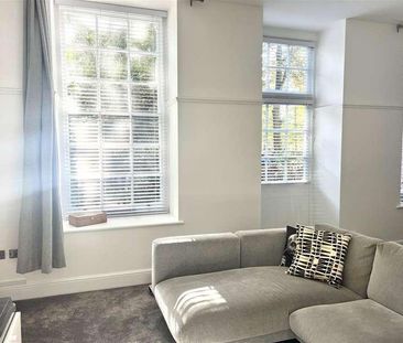 Knowle Avenue, Knowle, Fareham, PO17 - Photo 3