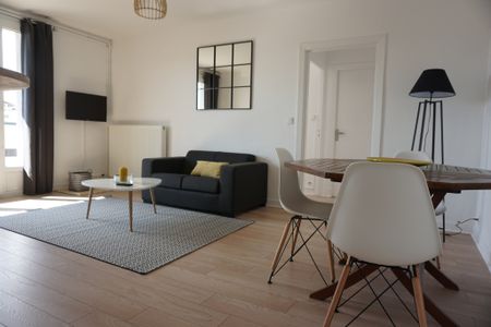 Location Appartement 2 pièces 45m² TOULOUSE 31200 - Photo 2