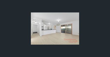 Spacious family home! - Photo 3