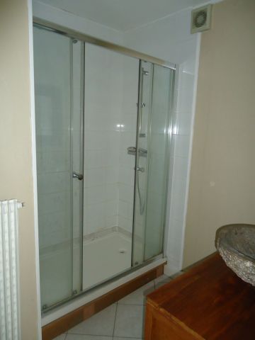 Location Appartement 4 pièces 67m² NEVERS 58000 - Photo 5