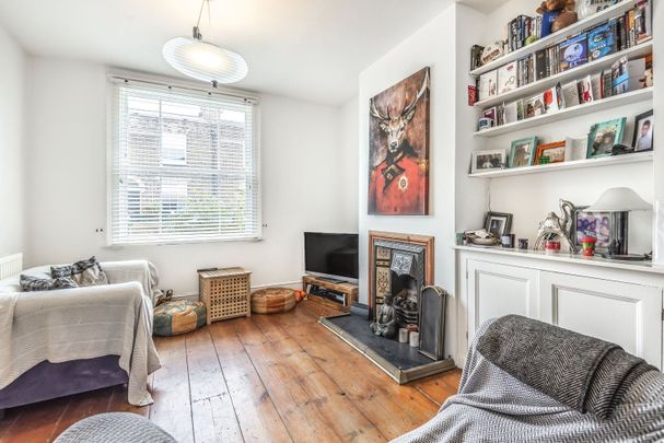 Walnut Tree Road, London, SE10 - Photo 1