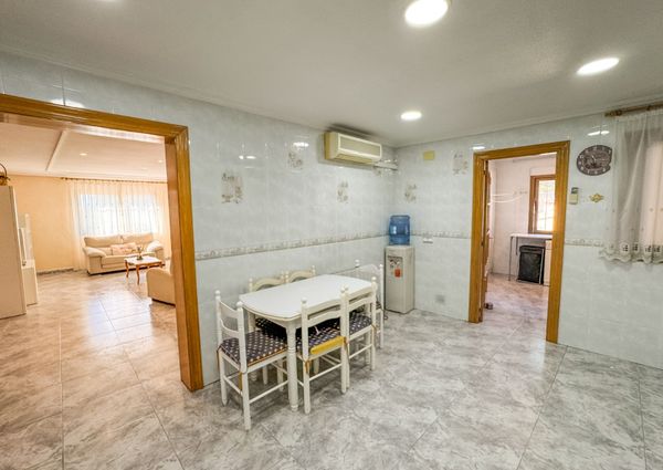 Elche · partida jubalcoy Chalet · Long Rental Period