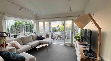 Cute & Sunny Grey Lynn Gem - Photo 2