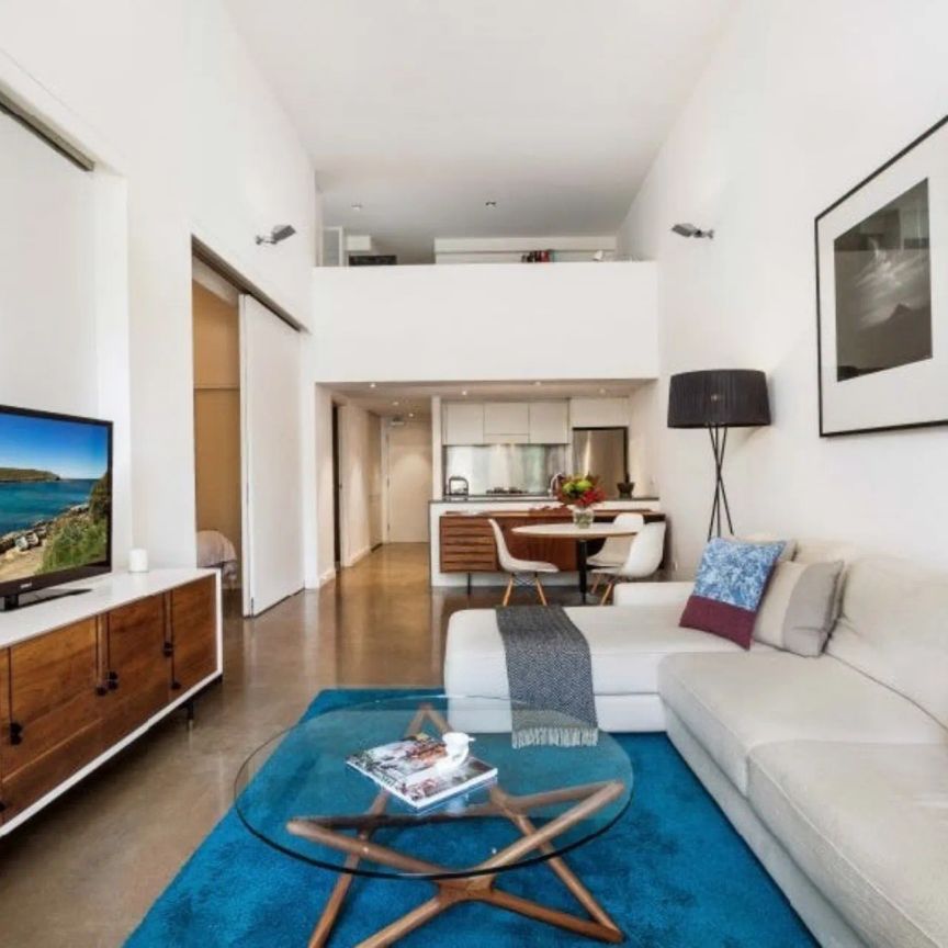 NEW YORK LOFT STYLE DUAL LEVEL LIVING - Photo 1